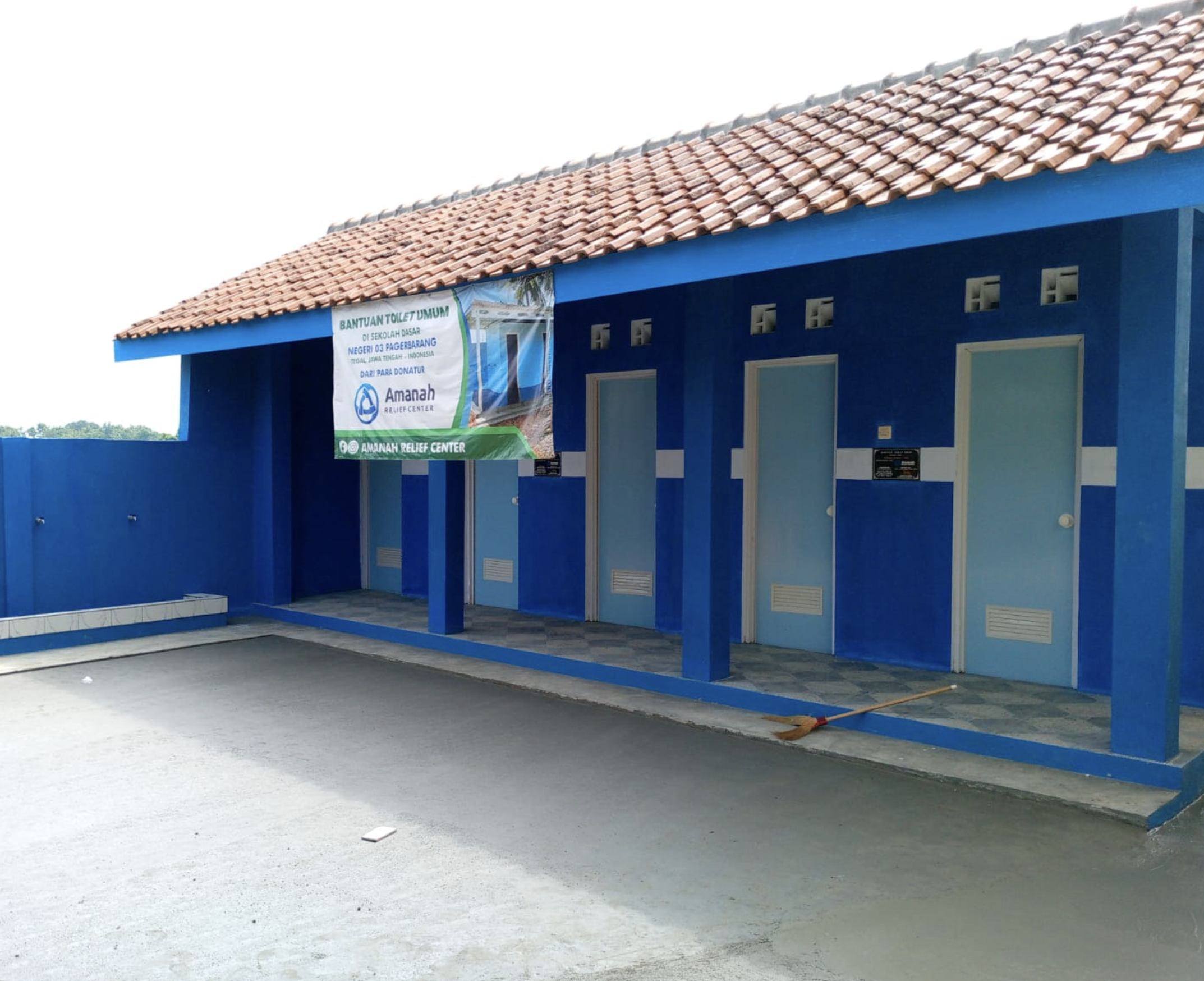 Toilet facility for 150 student elementary school